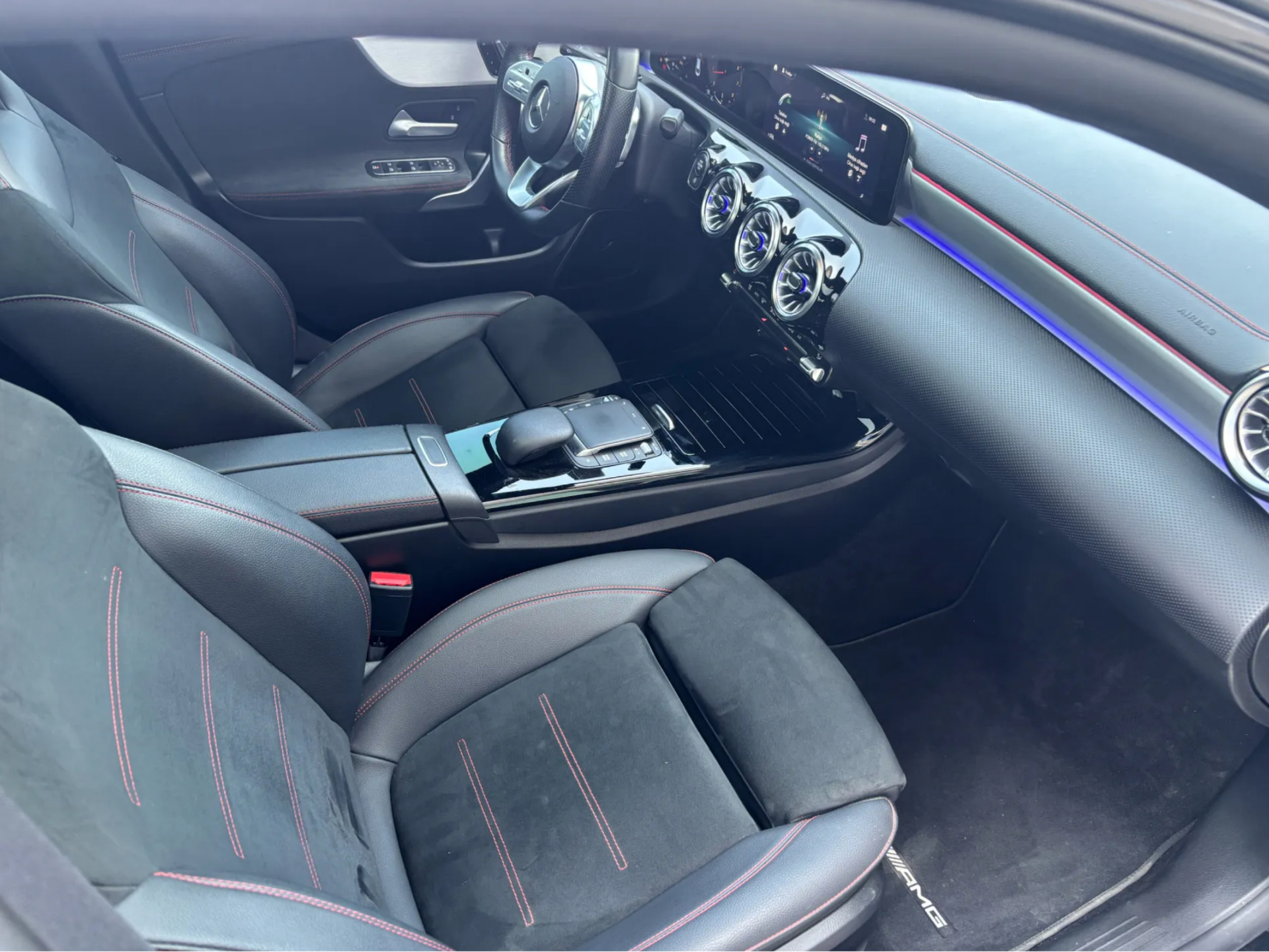 Mercedes - Benz